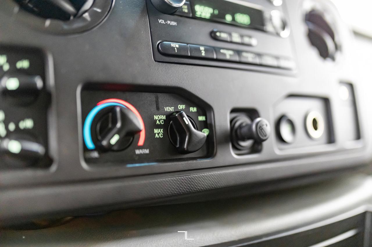 2012 Ford E-350 XLT 12 Passenger Red Deer AB