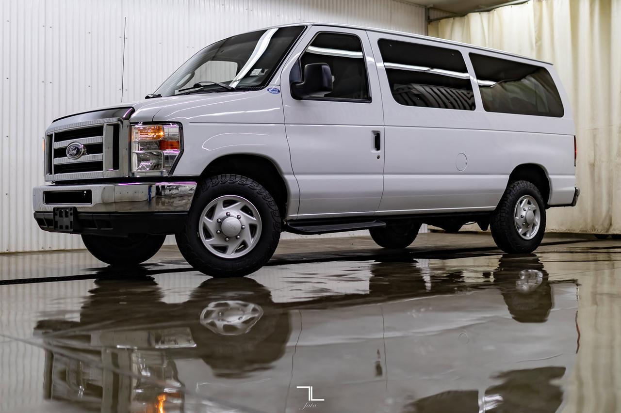 2012 Ford E-350 XLT 12 Passenger Red Deer AB