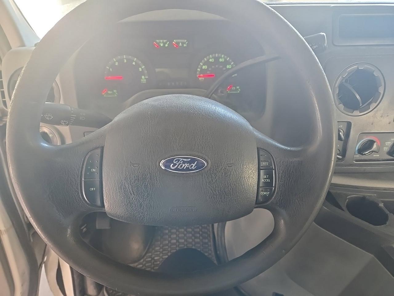 2012 Ford E-350SD XLT West Burlington IA
