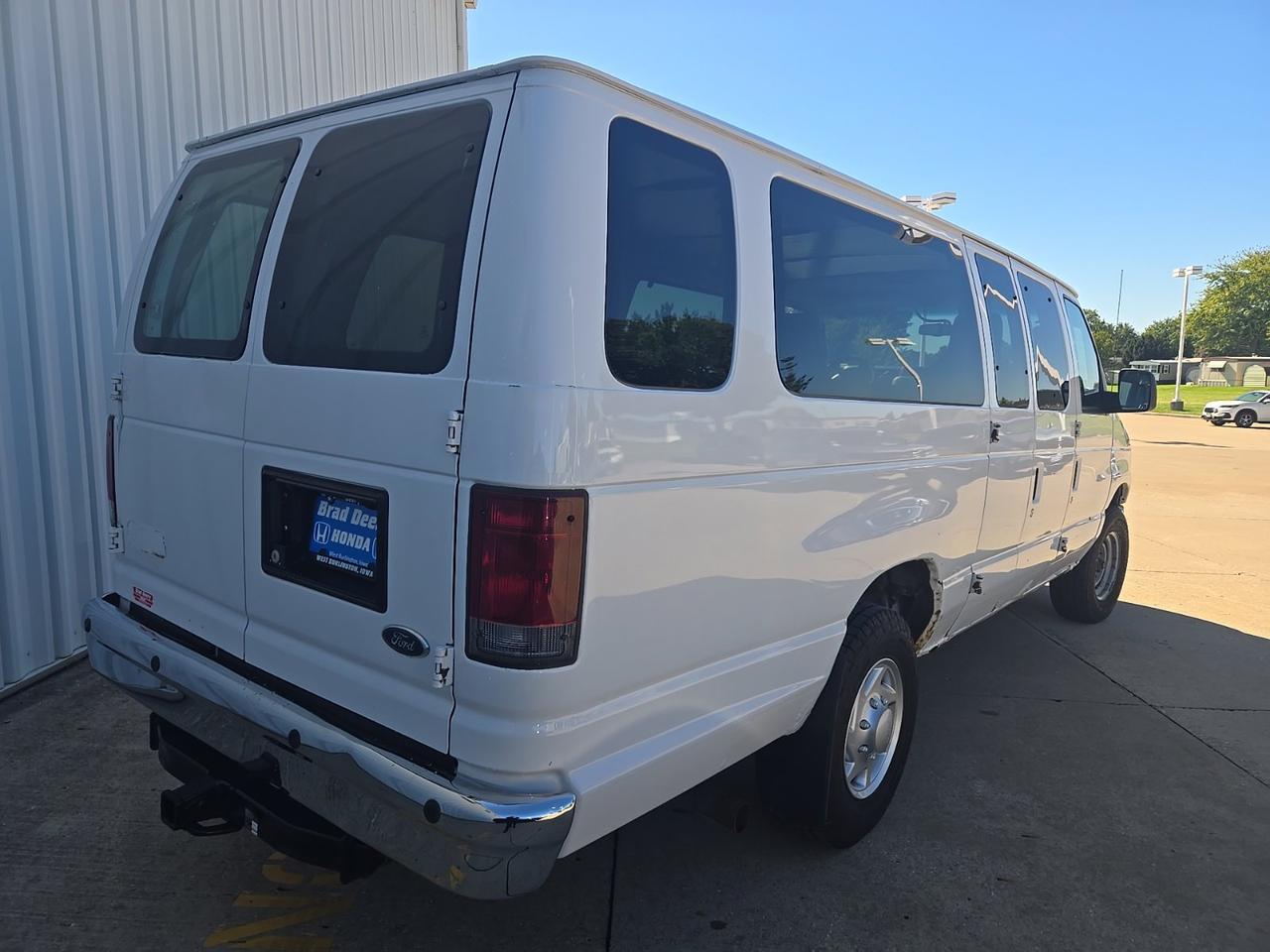 2012 Ford E-350SD XLT West Burlington IA
