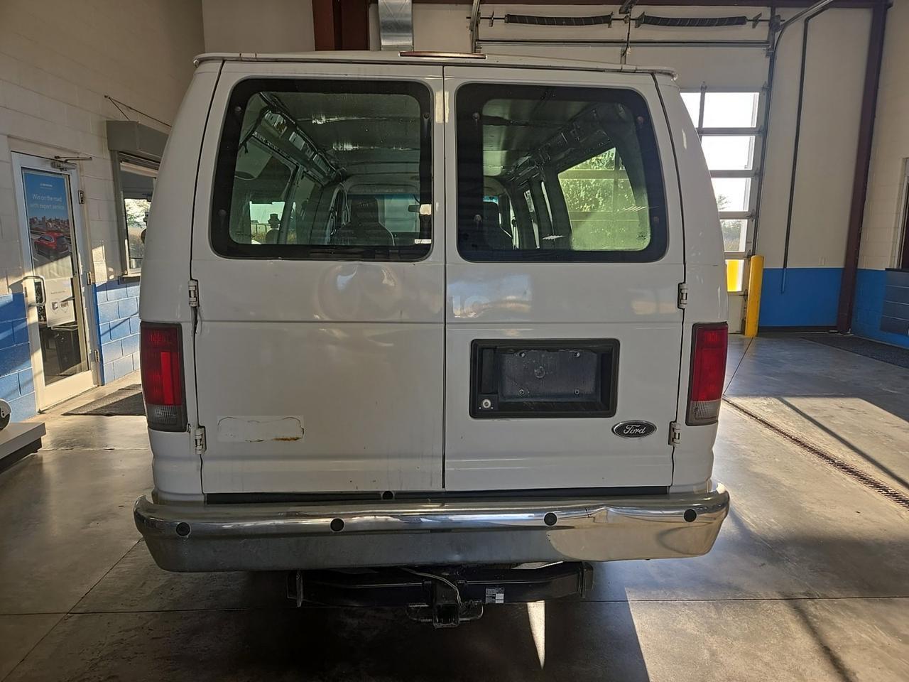 2012 Ford E-350SD XLT West Burlington IA
