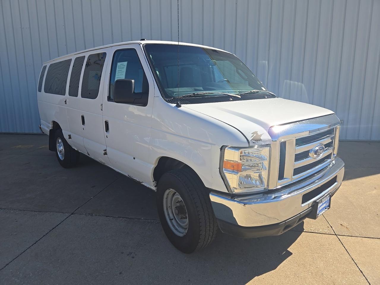 2012 Ford E-350SD XLT