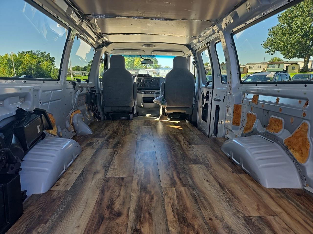 2012 Ford E-350SD XLT West Burlington IA