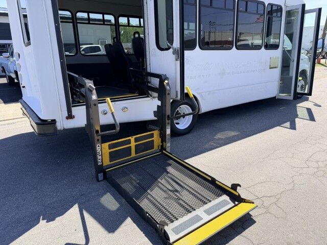 2012 Ford E450 Bus with Wheelchair Lift Henrico VA