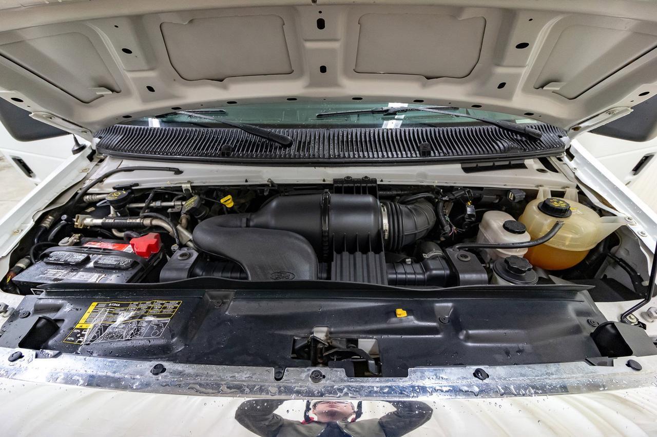 2012 Ford Econoline Wagon 15 PASSENGER XLT Red Deer AB