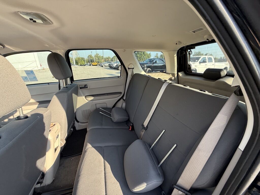 2012 Ford Escape XLS Crestwood KY