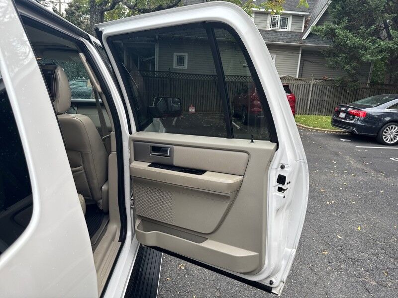 2012 Ford Expedition EL 4WD 4dr Limited w/ Equipment Group 301A Arlington VA