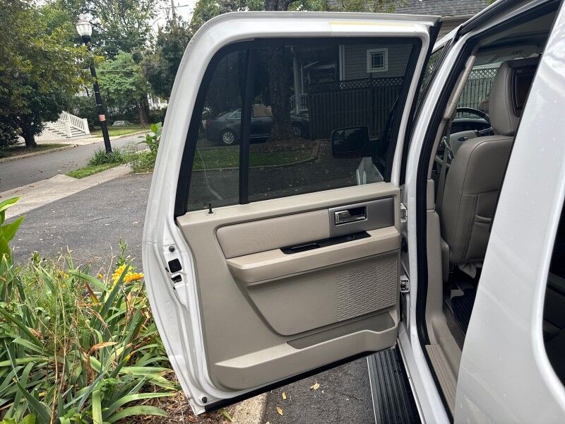 2012 Ford Expedition EL 4WD 4dr Limited w/ Equipment Group 301A Arlington VA