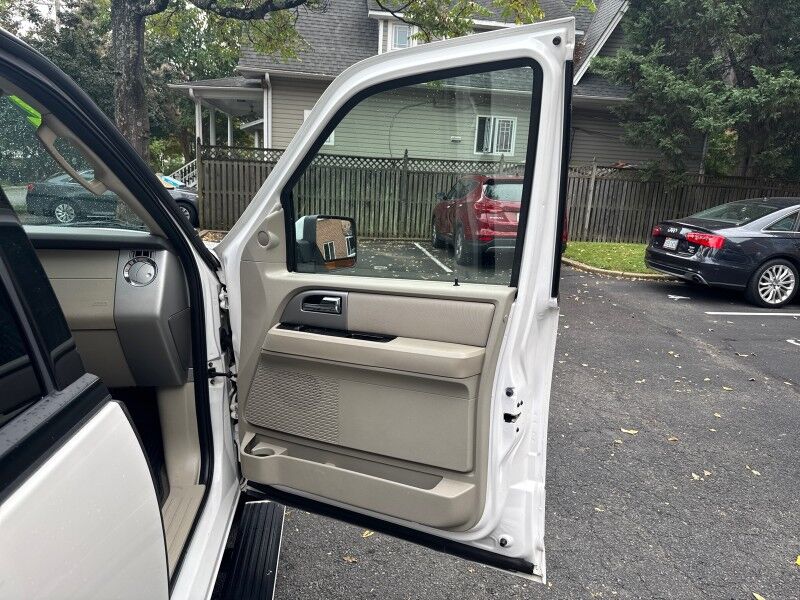 2012 Ford Expedition EL 4WD 4dr Limited w/ Equipment Group 301A Arlington VA