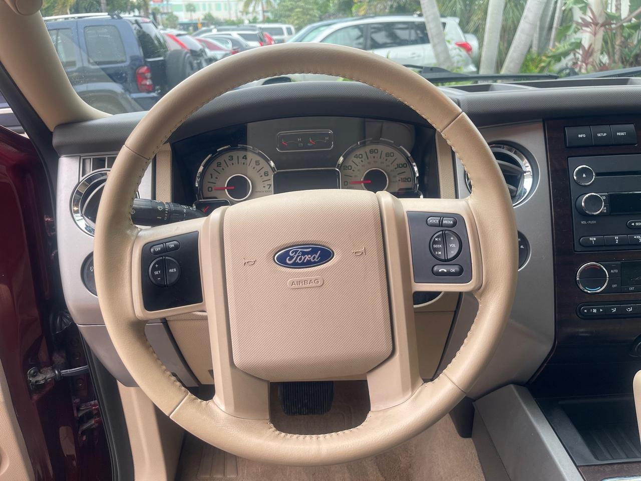 2012 Ford Expedition XLT LOW MILES 73,307 4WD Pompano Beach FL
