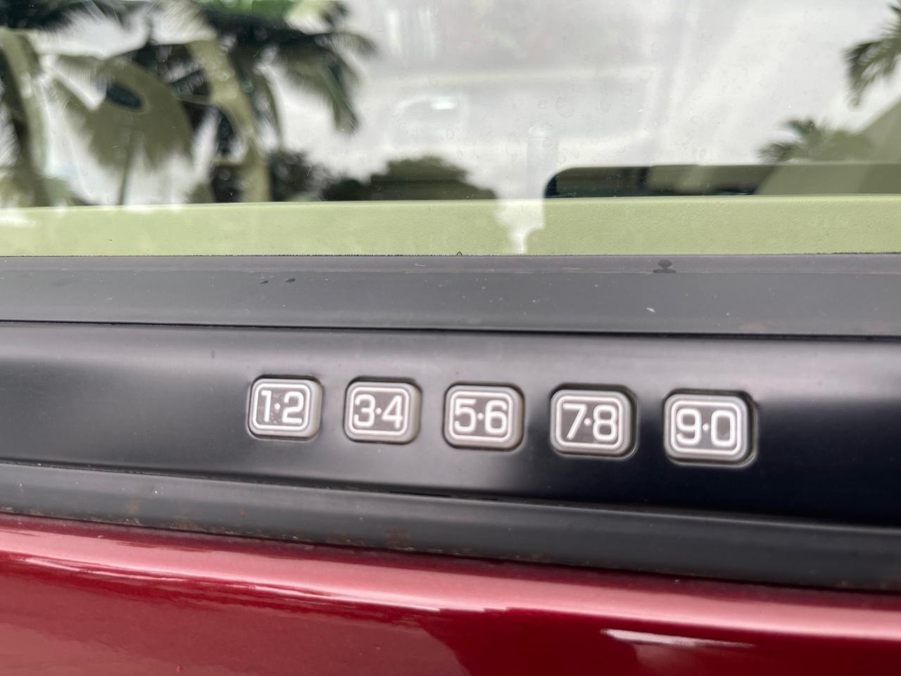 2012 Ford Expedition XLT LOW MILES 73,307 4WD Pompano Beach FL