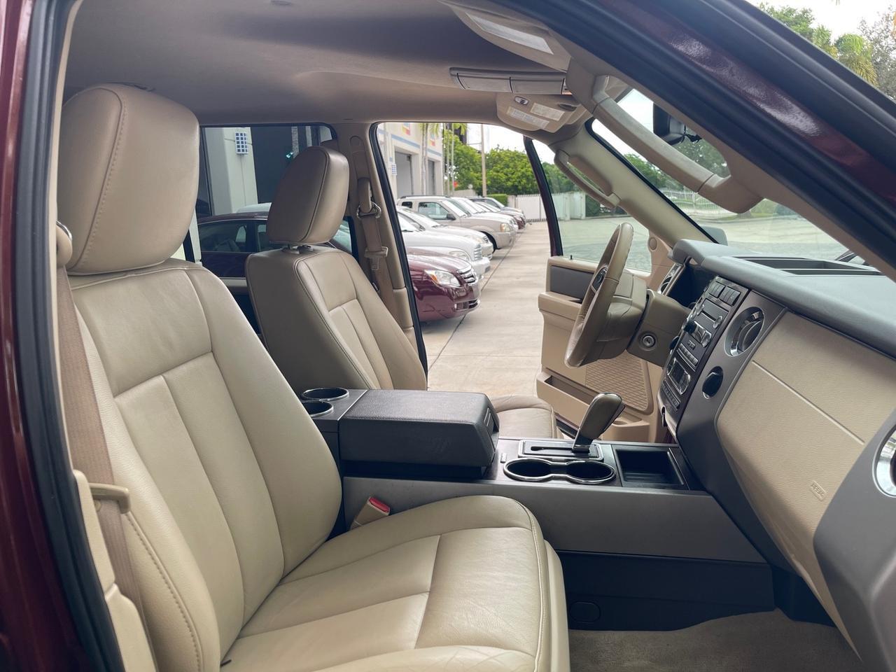 2012 Ford Expedition XLT LOW MILES 73,307 4WD Pompano Beach FL
