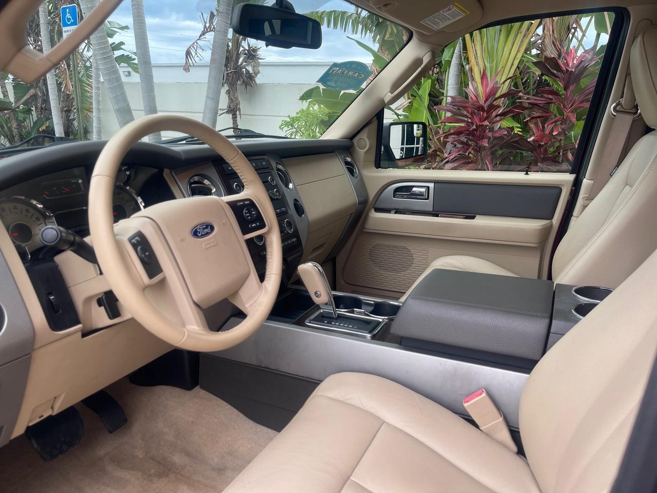 2012 Ford Expedition XLT LOW MILES 73,307 4WD Pompano Beach FL