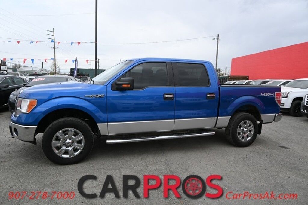 2012 Ford F-150 XLT - 4X4 - Crew Cab - 5.0L V8 - Convenience Pkg - Chrome Pkg - Power Driver's Seat -Power Locks, Windows & Mirrors - Electronic Axle Lock - Bluetooth - Cruise Control - Fog Lights - Fixed Running Boards - Bedliner - Tow Pkg