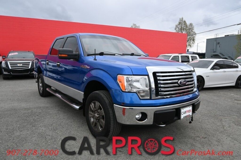 2012 Ford F-150 XLT - 4X4 - Crew Cab - 5.0L V8 - Convenience Pkg - Chrome Pkg - Power Driver's Seat -Power Locks, Windows & Mirrors - Electronic Axle Lock - Bluetooth - Cruise Control - Fog Lights - Fixed Running Boards - Bedliner - Tow Pkg