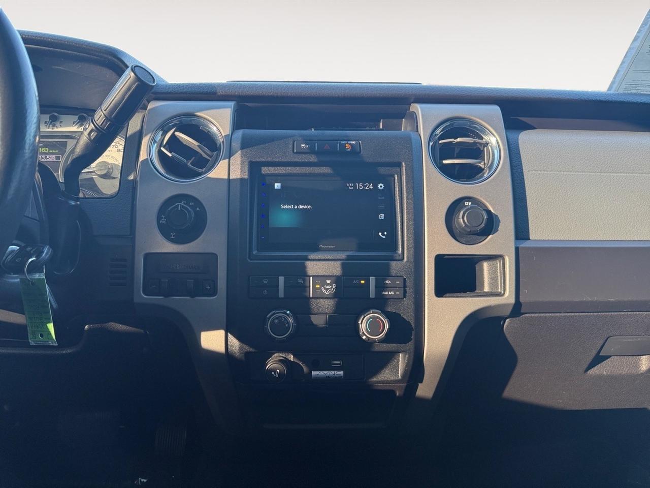 2012 Ford F-150 XLT, RUNNING BOARDS, TOW PACKAGE, TOW HOOKS, ALL WEATHER FLOOR MATS, POWER ADJUSTABLE PEDALS, TRAILER BRAKE CONTROL, REMOTE KEYLESS ENTRY, LOW MILES! Norfolk VA