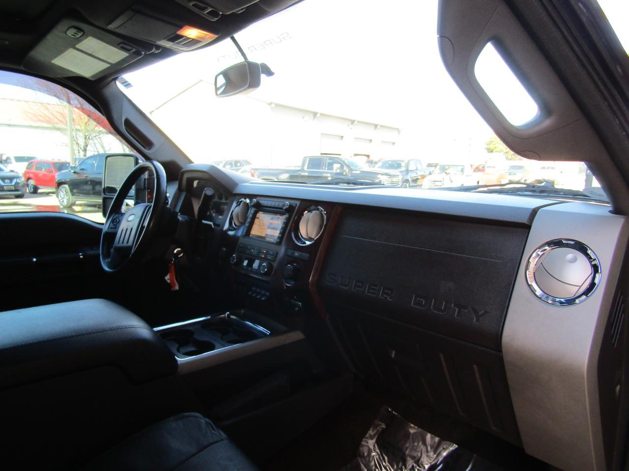 2012 Ford F-250 4WD Crew Cab 156 Lariat Grand Prairie TX