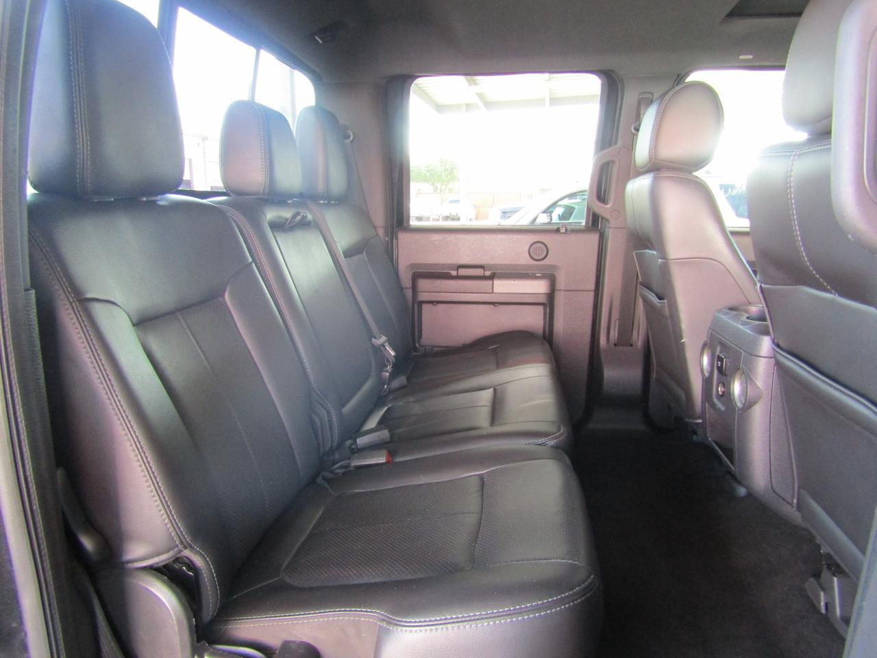 2012 Ford F-250 4WD Crew Cab 156 Lariat Grand Prairie TX