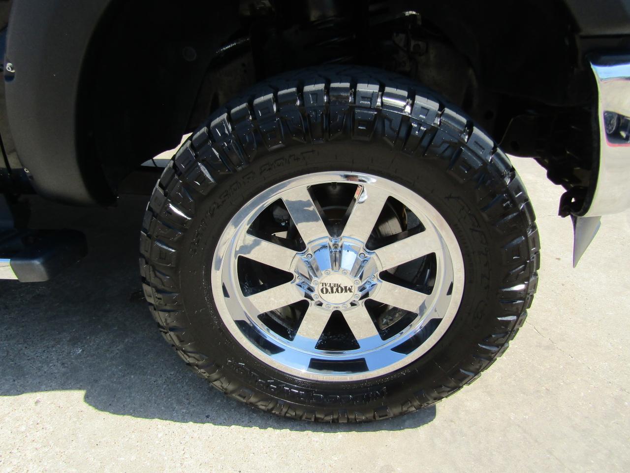 2012 Ford F-250 4WD Crew Cab 156 Lariat Grand Prairie TX