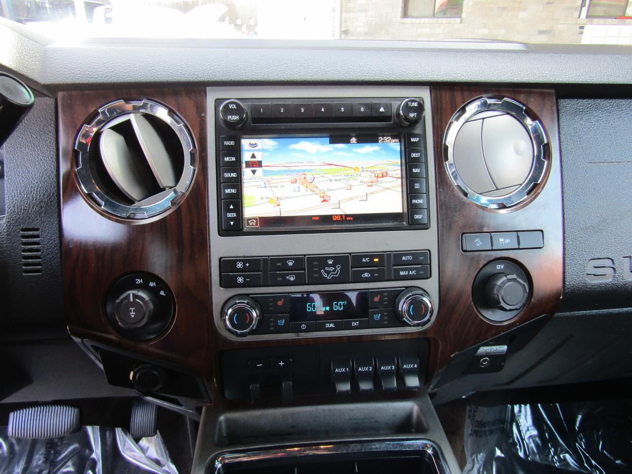 2012 Ford F-250 4WD Crew Cab 156 Lariat Grand Prairie TX