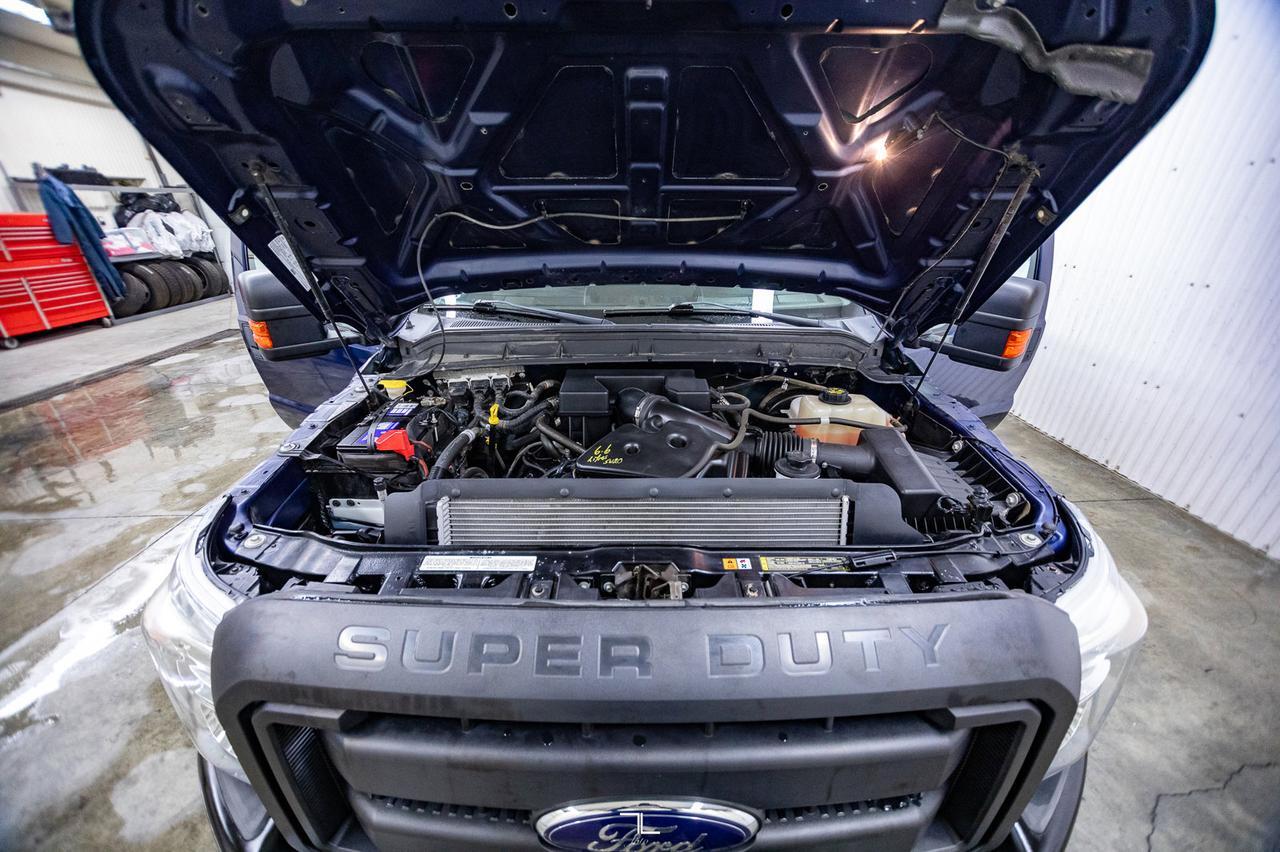 2012 Ford F-250 4x2 Reg Cab XL Longbox Red Deer AB