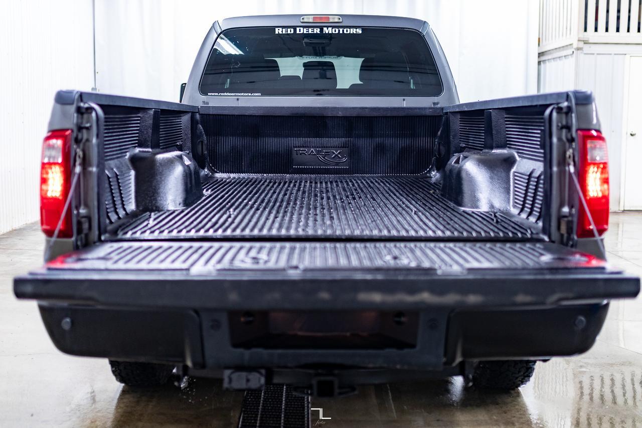 2012 Ford F-250 4x4 Crew Cab XL Longbox Red Deer AB