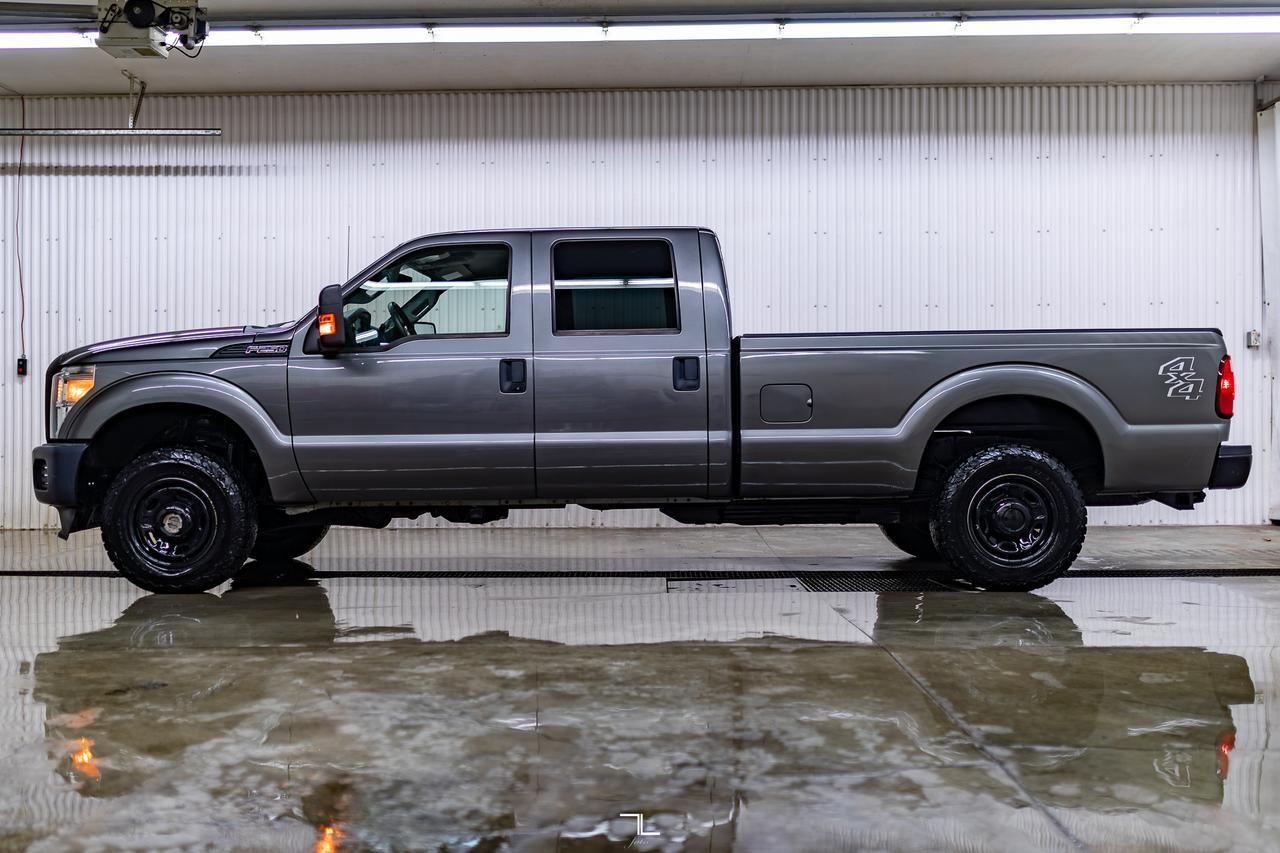 2012 Ford F-250 4x4 Crew Cab XL Longbox Red Deer AB