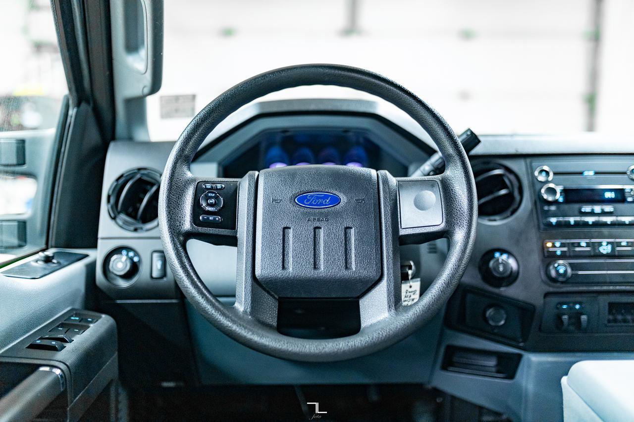 2012 Ford F-250 4x4 Crew Cab XL Longbox Red Deer AB