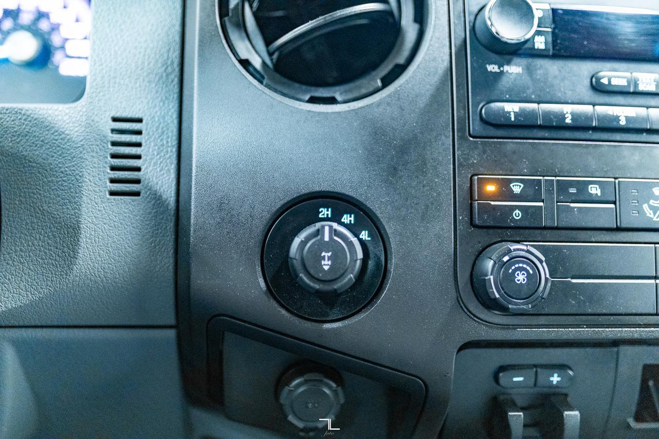 2012 Ford F-250 4x4 Crew Cab XL Longbox Red Deer AB