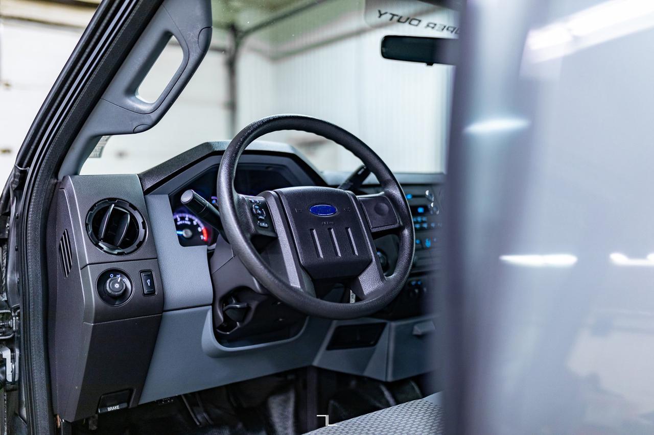 2012 Ford F-250 4x4 Crew Cab XL Longbox Red Deer AB