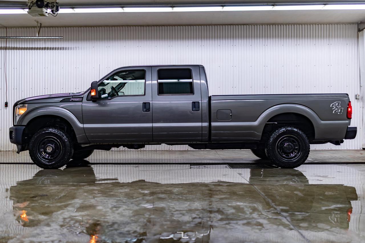 2012 Ford F-250 4x4 Crew Cab XL Longbox Red Deer AB
