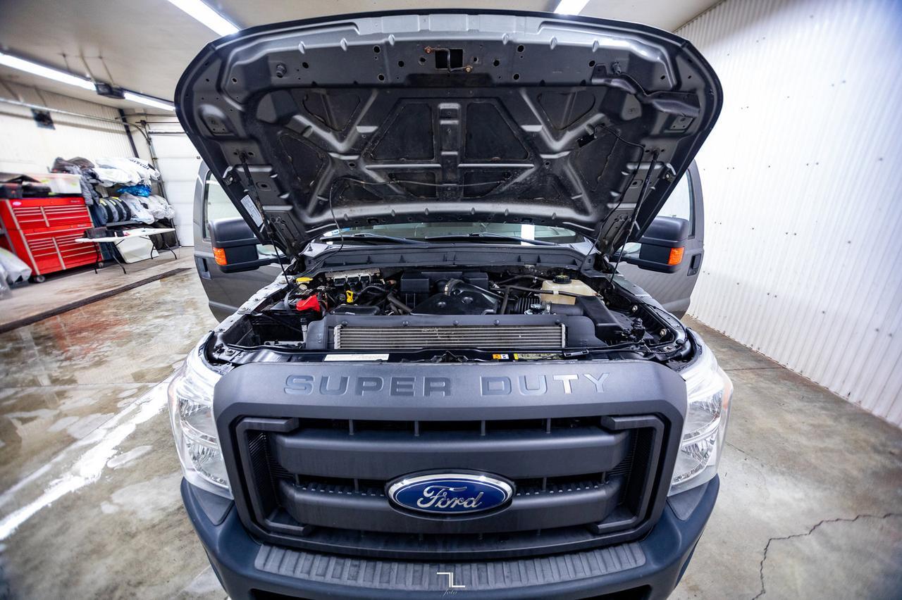 2012 Ford F-250 4x4 Crew Cab XL Longbox Red Deer AB