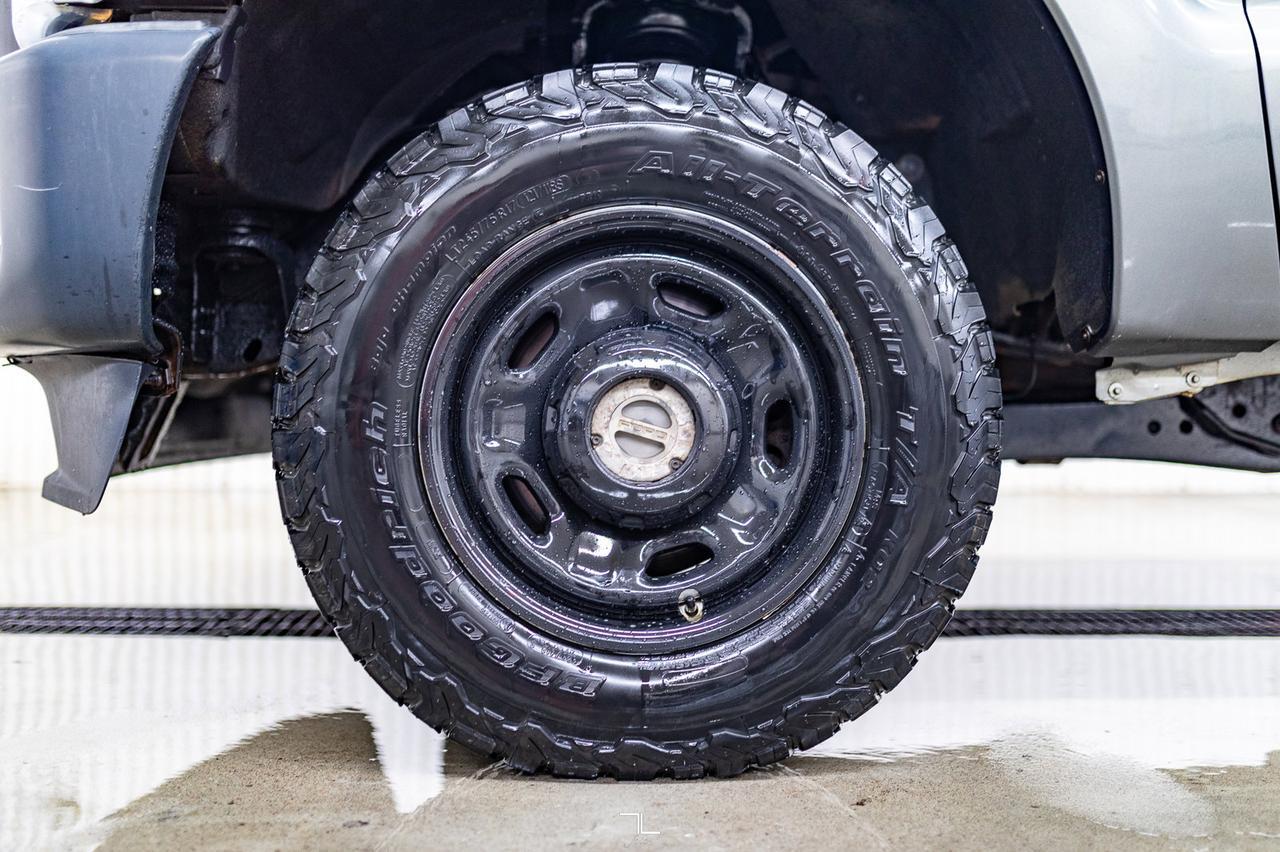 2012 Ford F-250 4x4 Crew Cab XL Longbox Red Deer AB