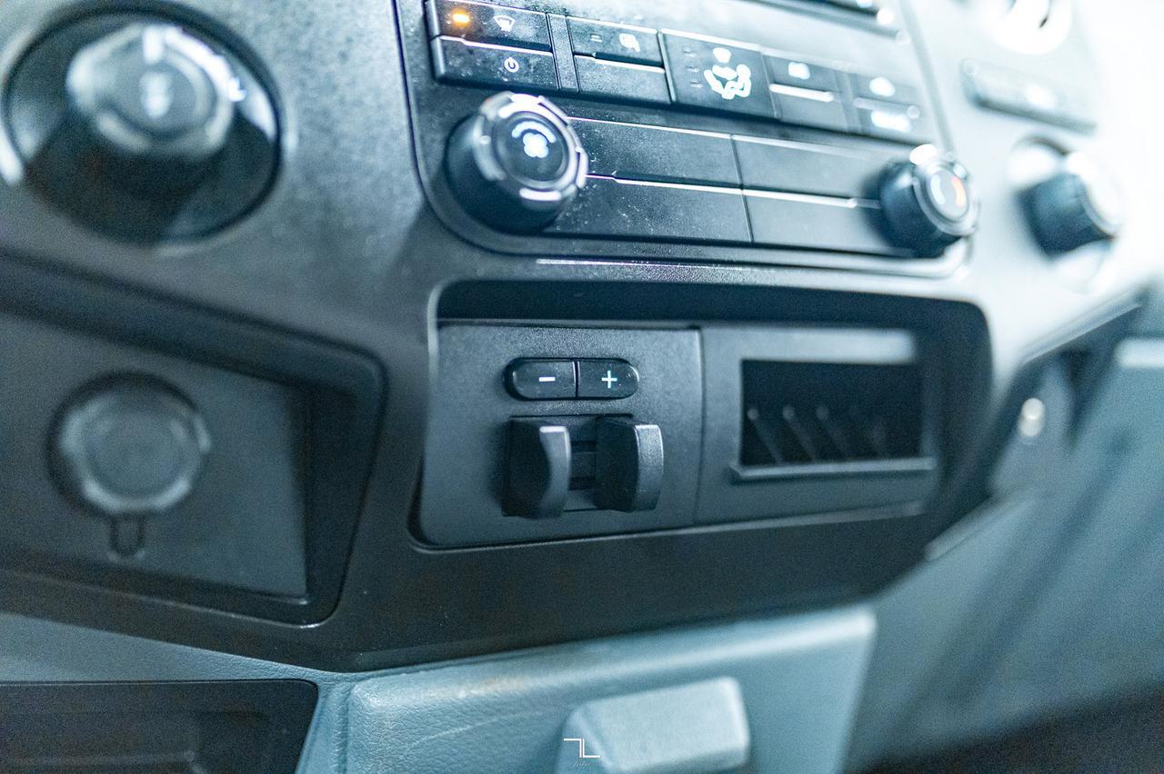 2012 Ford F-250 4x4 Crew Cab XL Longbox Red Deer AB