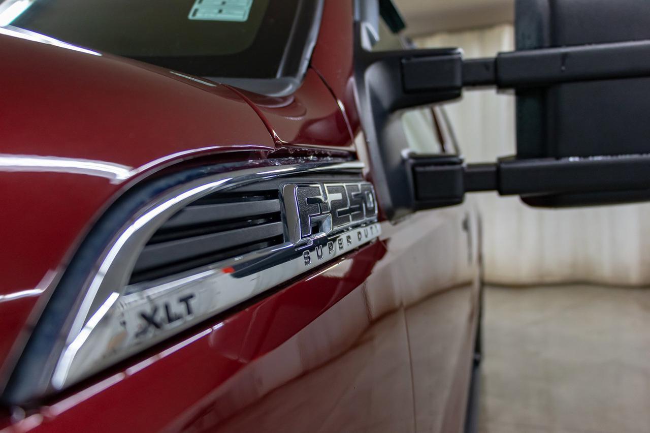 2012 Ford F-250 4x4 Crew Cab XLT FX4 BCam Red Deer AB