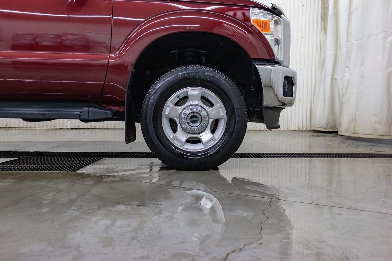 2012 Ford F-250 4x4 Crew Cab XLT FX4 BCam Red Deer AB