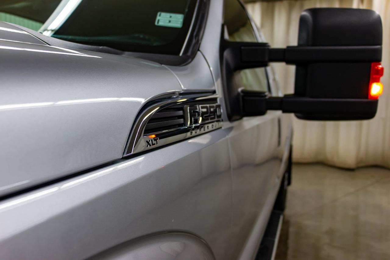 2012 Ford F-250 4x4 Super Cab XLT Red Deer AB