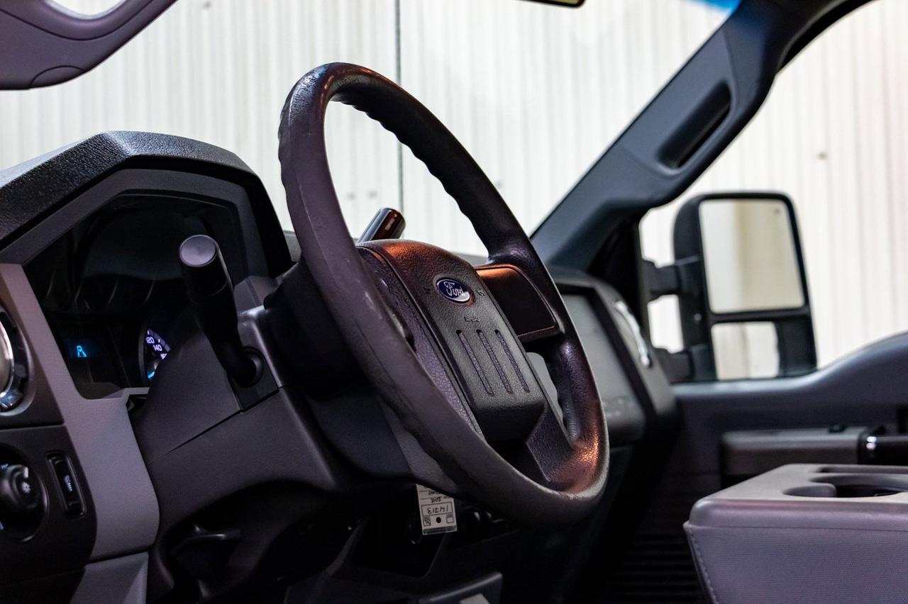 2012 Ford F-250 4x4 Super Cab XLT Red Deer AB