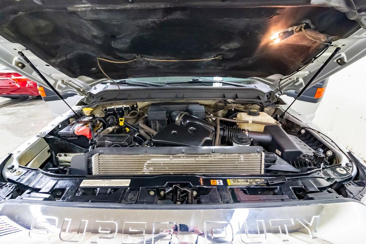 2012 Ford F-250 4x4 Super Cab XLT Red Deer AB