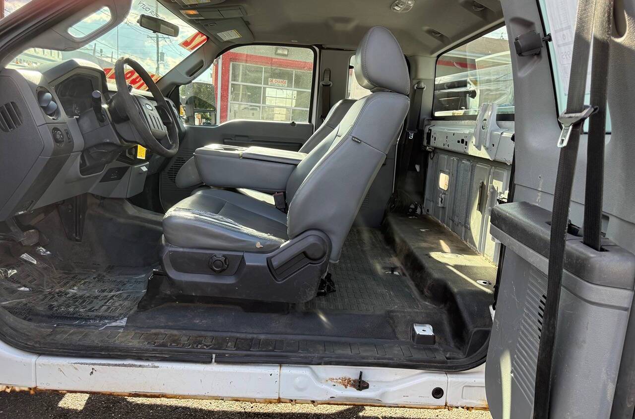 2012 Ford F-250 Super Duty XL 4x4 4dr SuperCab 6.8 ft. SB Pickup Edison NJ
