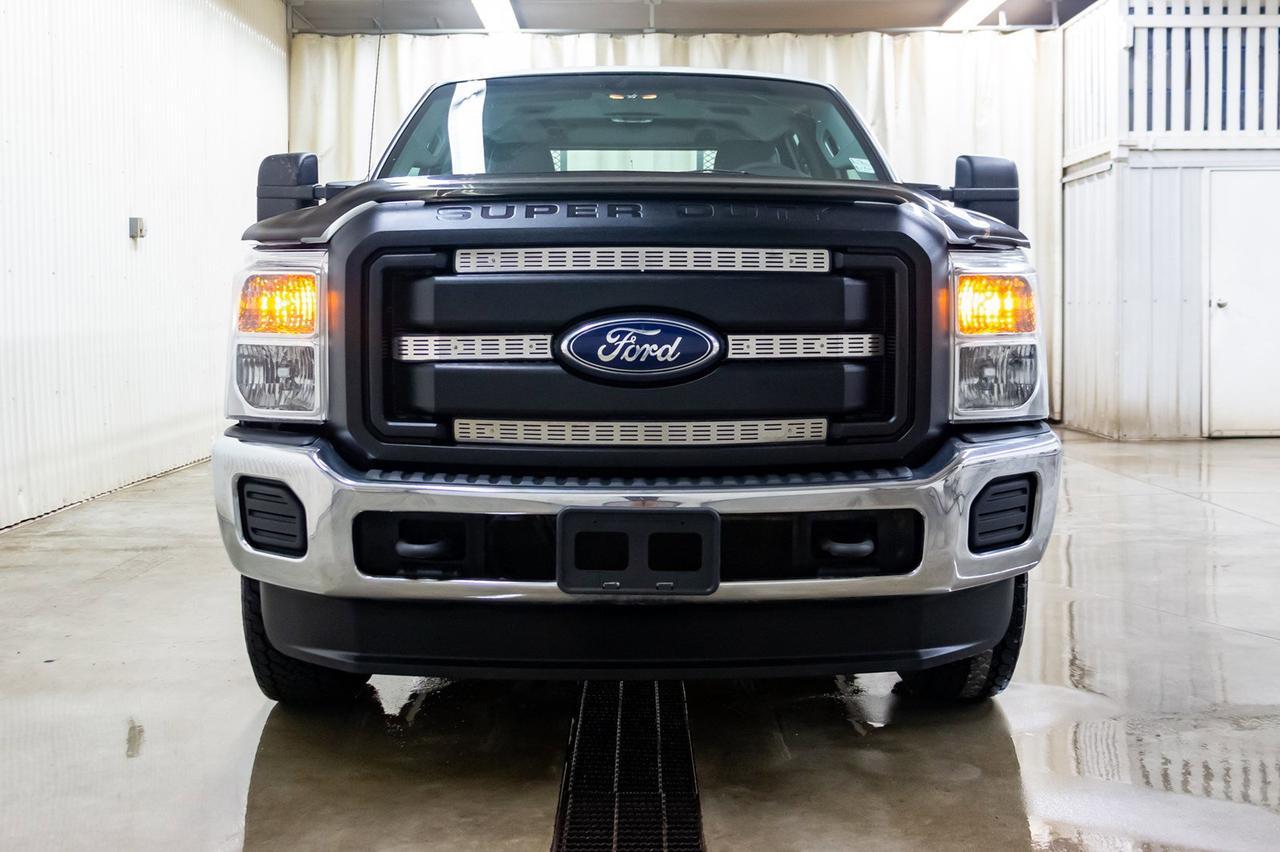 2012 Ford F-350 4x4 Crew Cab XL Diesel Longbox Red Deer AB