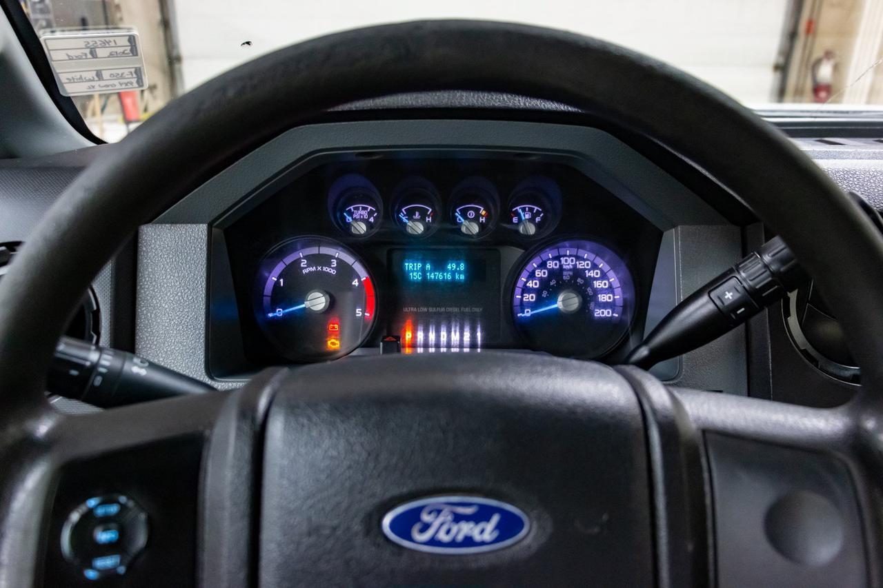 2012 Ford F-350 4x4 Crew Cab XL Diesel Longbox Red Deer AB