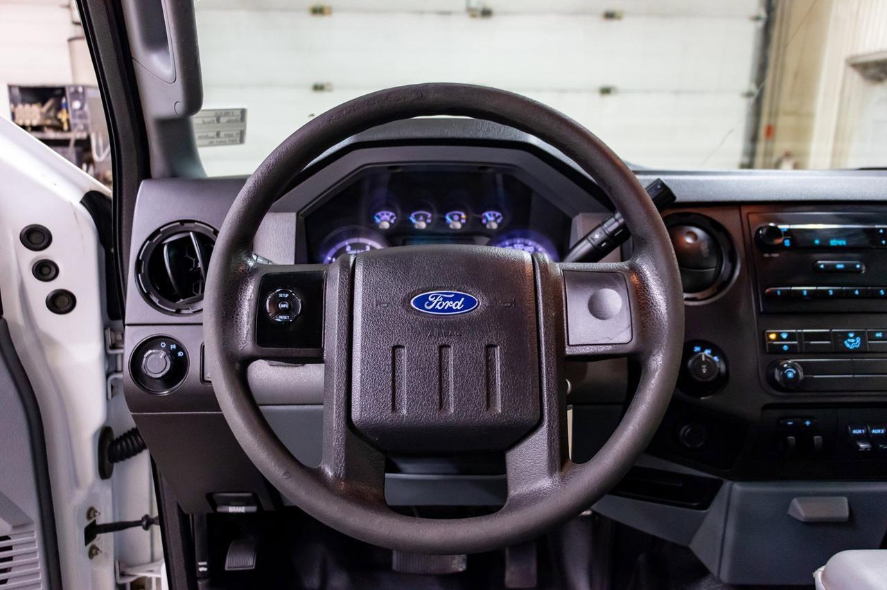 2012 Ford F-350 4x4 Crew Cab XL Diesel Longbox Red Deer AB