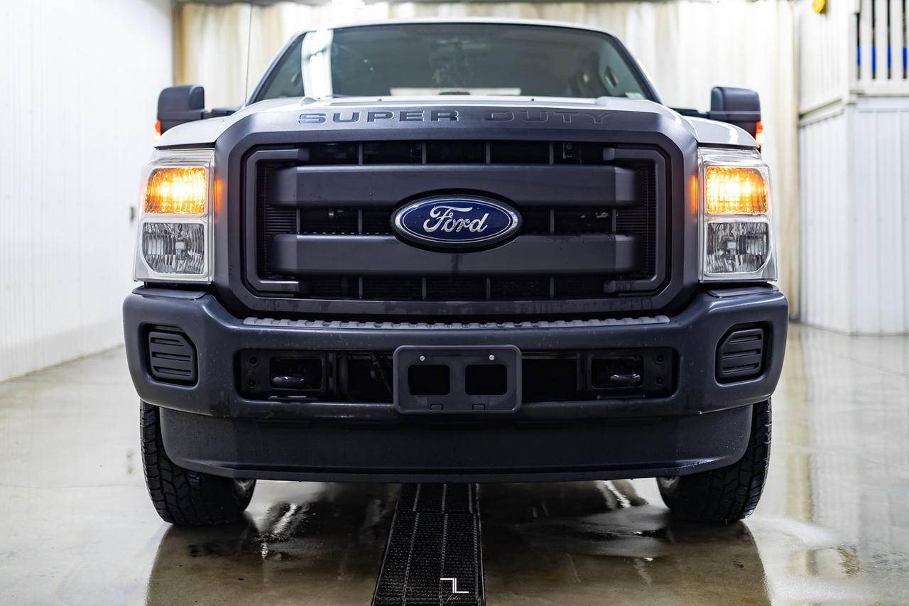 2012 Ford F-350 4x4 Crew Cab XL Longbox Diesel Red Deer AB