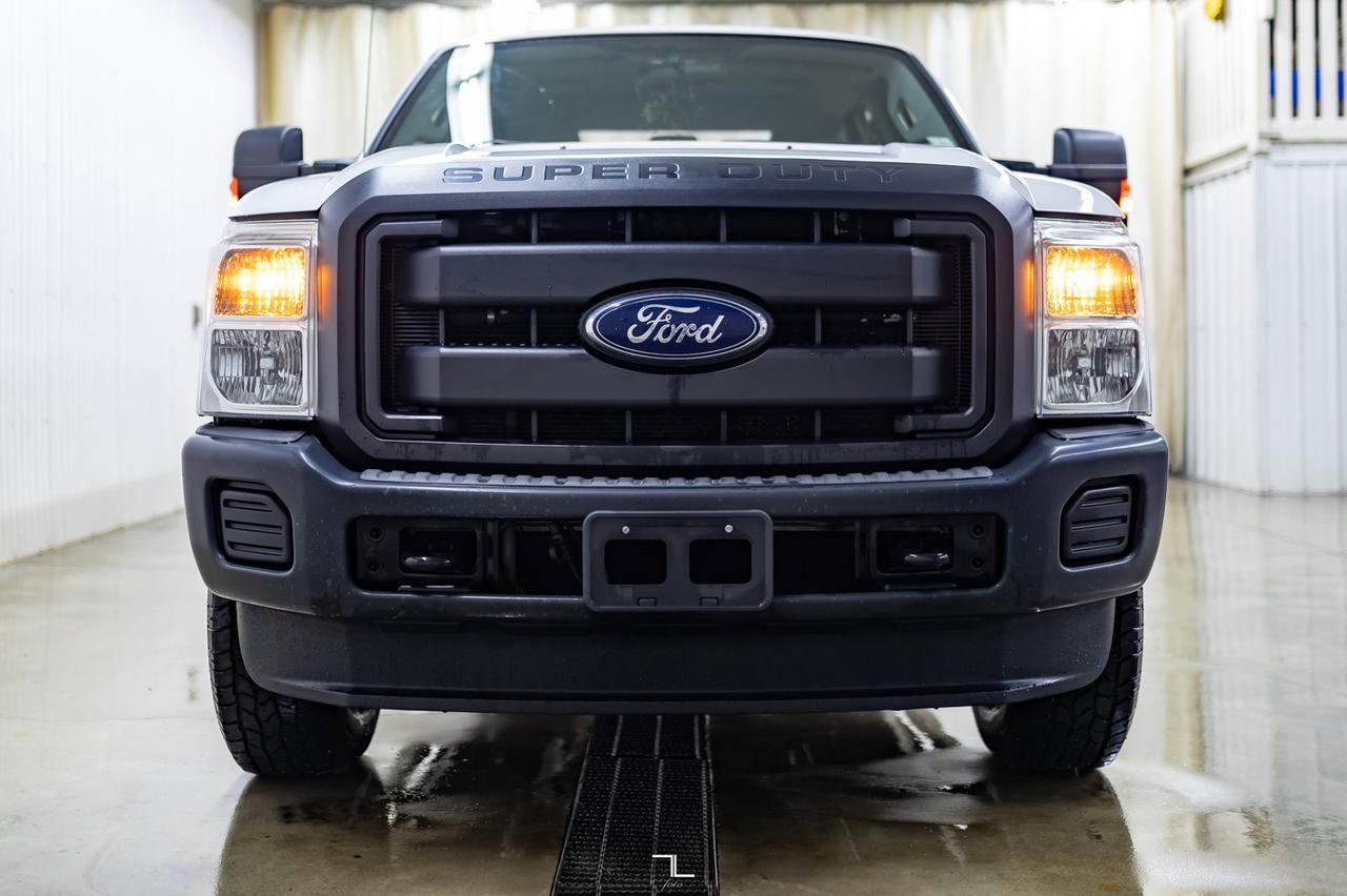 2012 Ford F-350 4x4 Crew Cab XL Longbox Diesel Red Deer AB