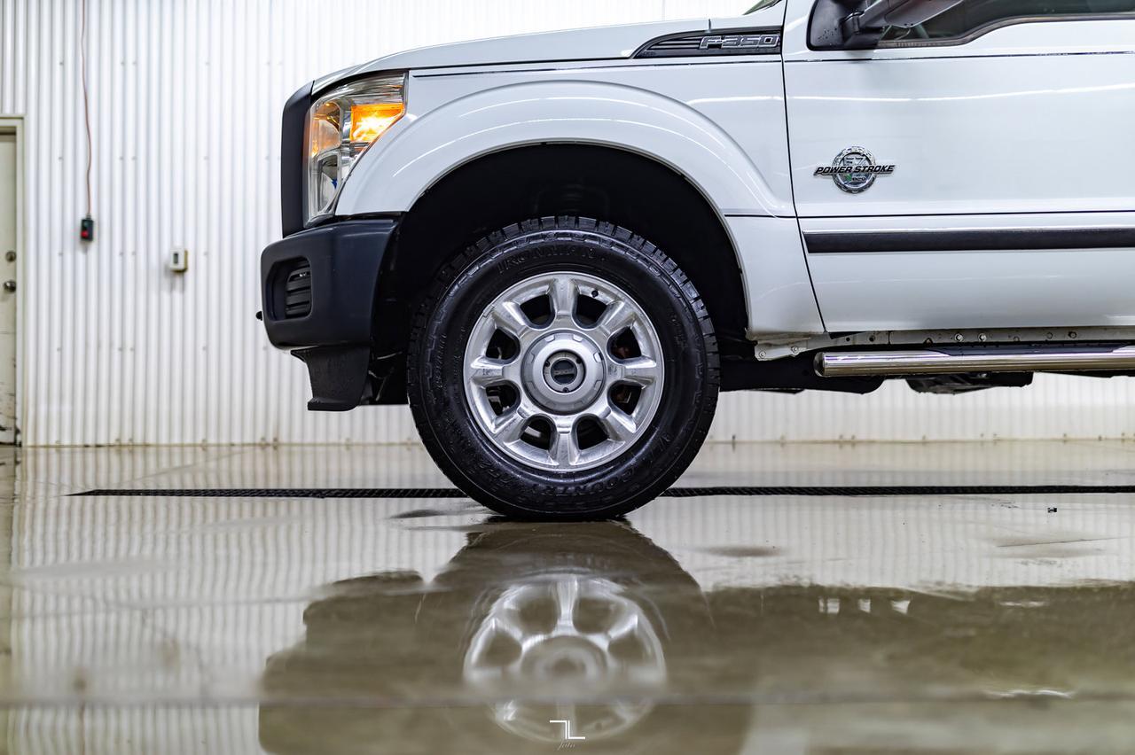 2012 Ford F-350 4x4 Crew Cab XL Longbox Diesel Red Deer AB