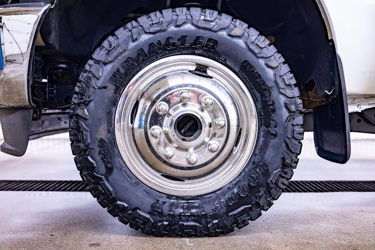 2012 Ford F-350 4x4 Crew Cab XLT Cab & Chassis Diesel Red Deer AB