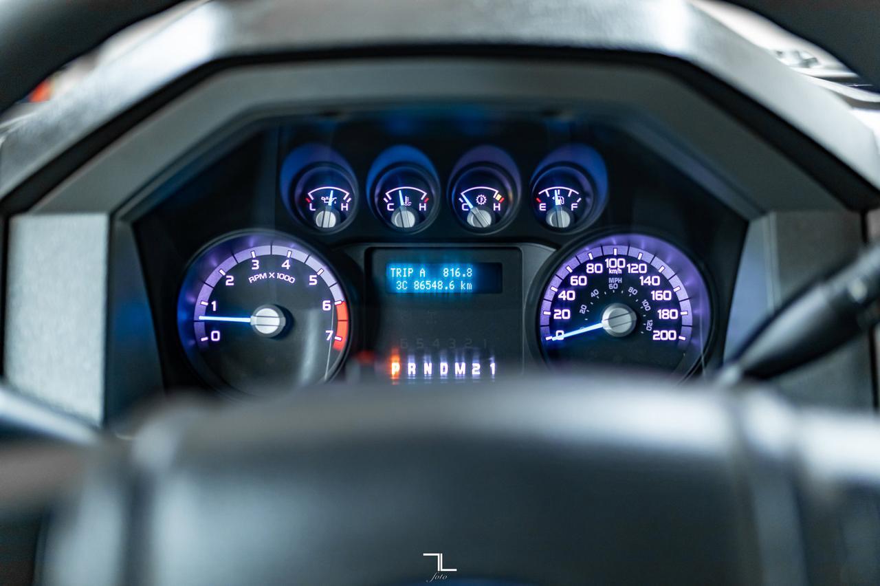 2012 Ford F-350 4x4 Crew Cab XLT Deck Dually Red Deer AB