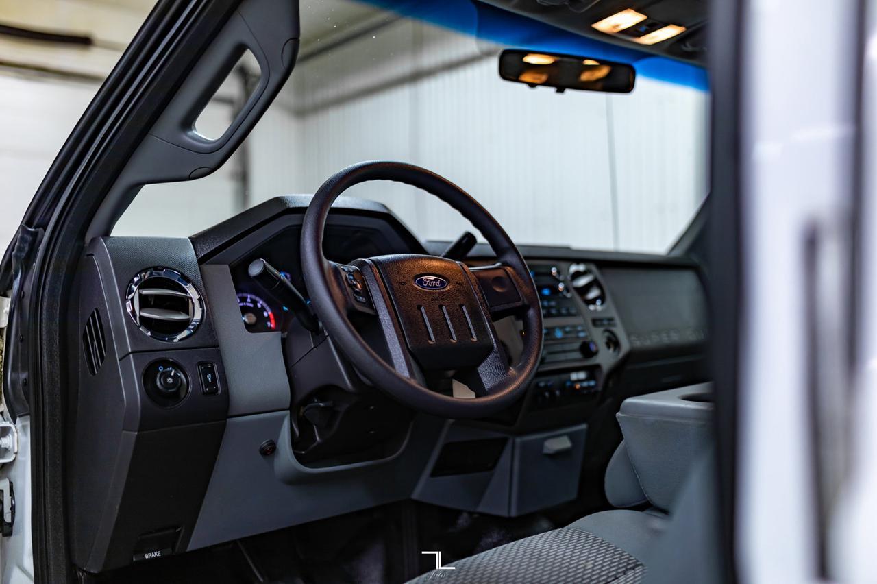 2012 Ford F-350 4x4 Crew Cab XLT Deck Dually Red Deer AB