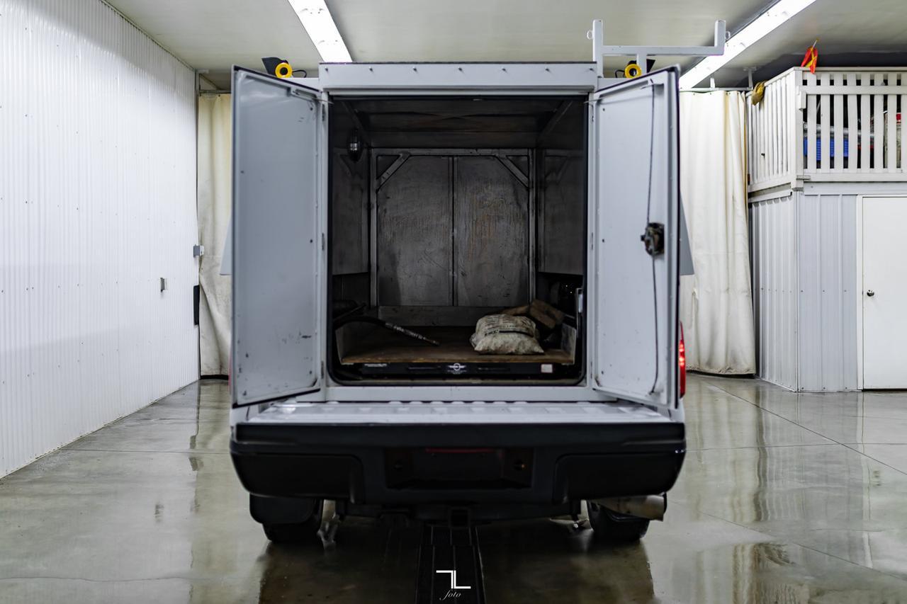 2012 Ford F-350 4x4 Crew Cab XLT FX4 Mechanics Box Diesel VMAC Red Deer AB